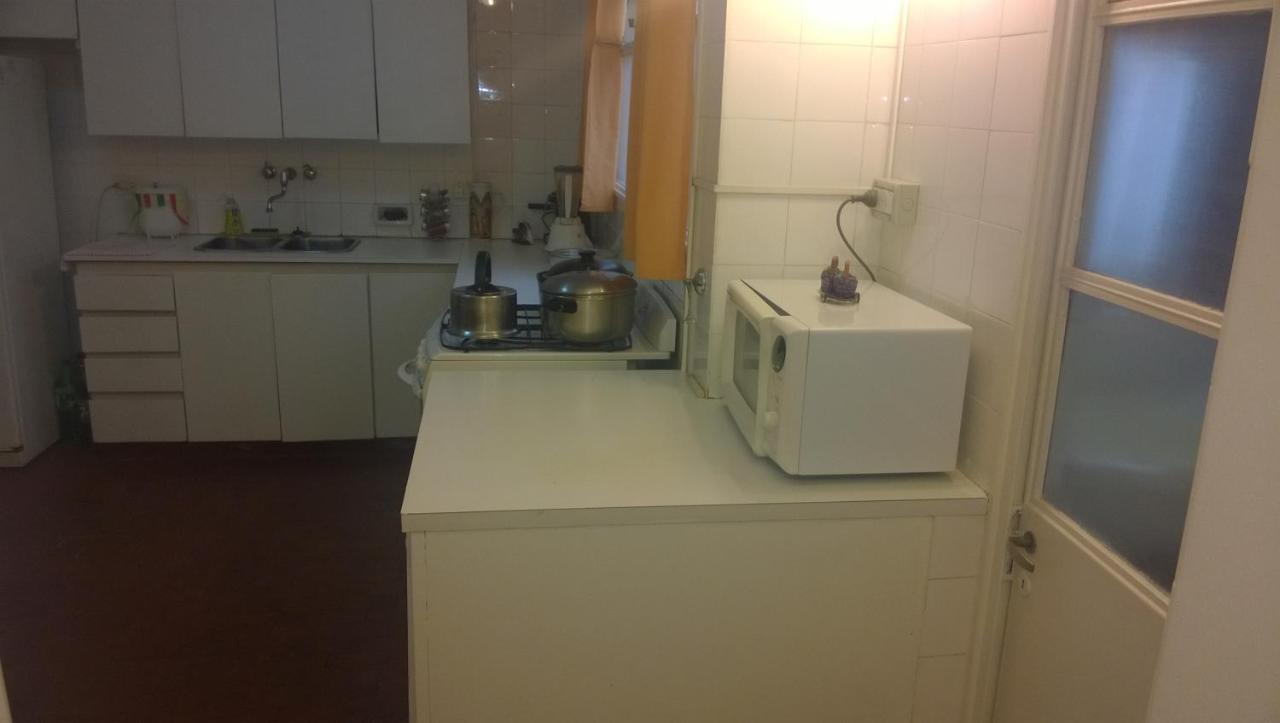 Habitacion Con Bano Privado Un Piso Por Escalera บัวโนสไอเรส ภายนอก รูปภาพ